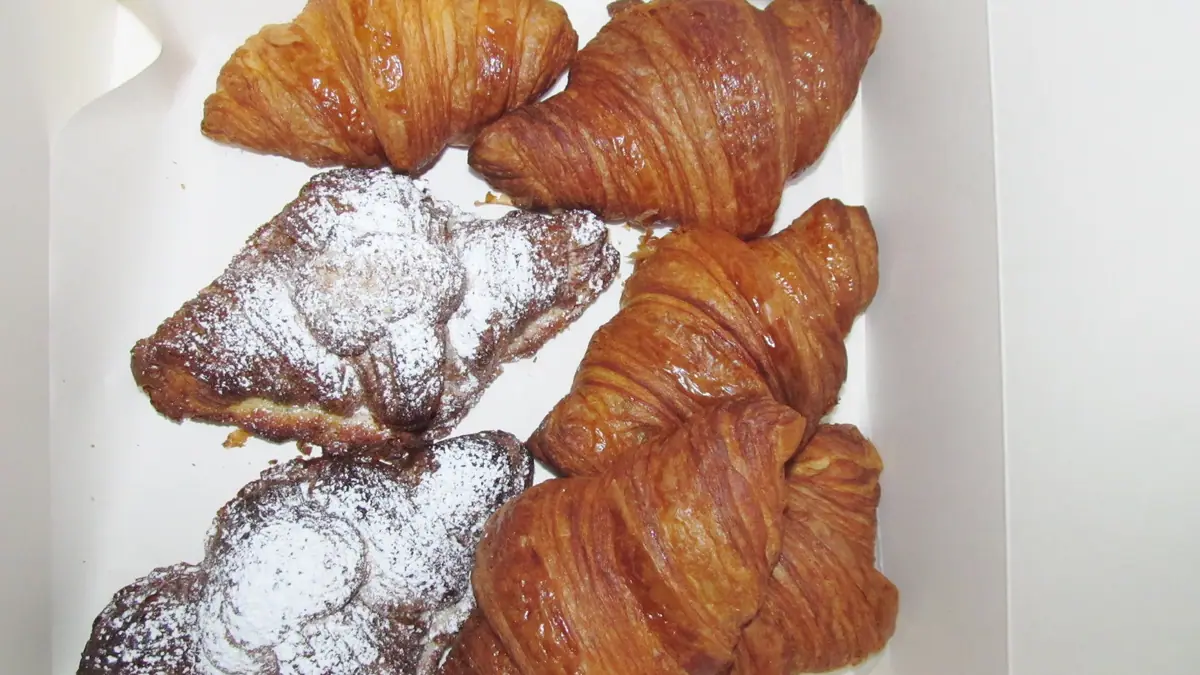 Zara's patisserie limited T – patisserie in Stoke D'Abernon, Cobham